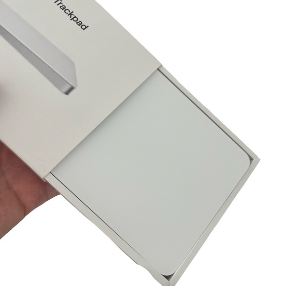 Apple Magic Trackpad 2 - Silver and White Multi-Touch Trackpad